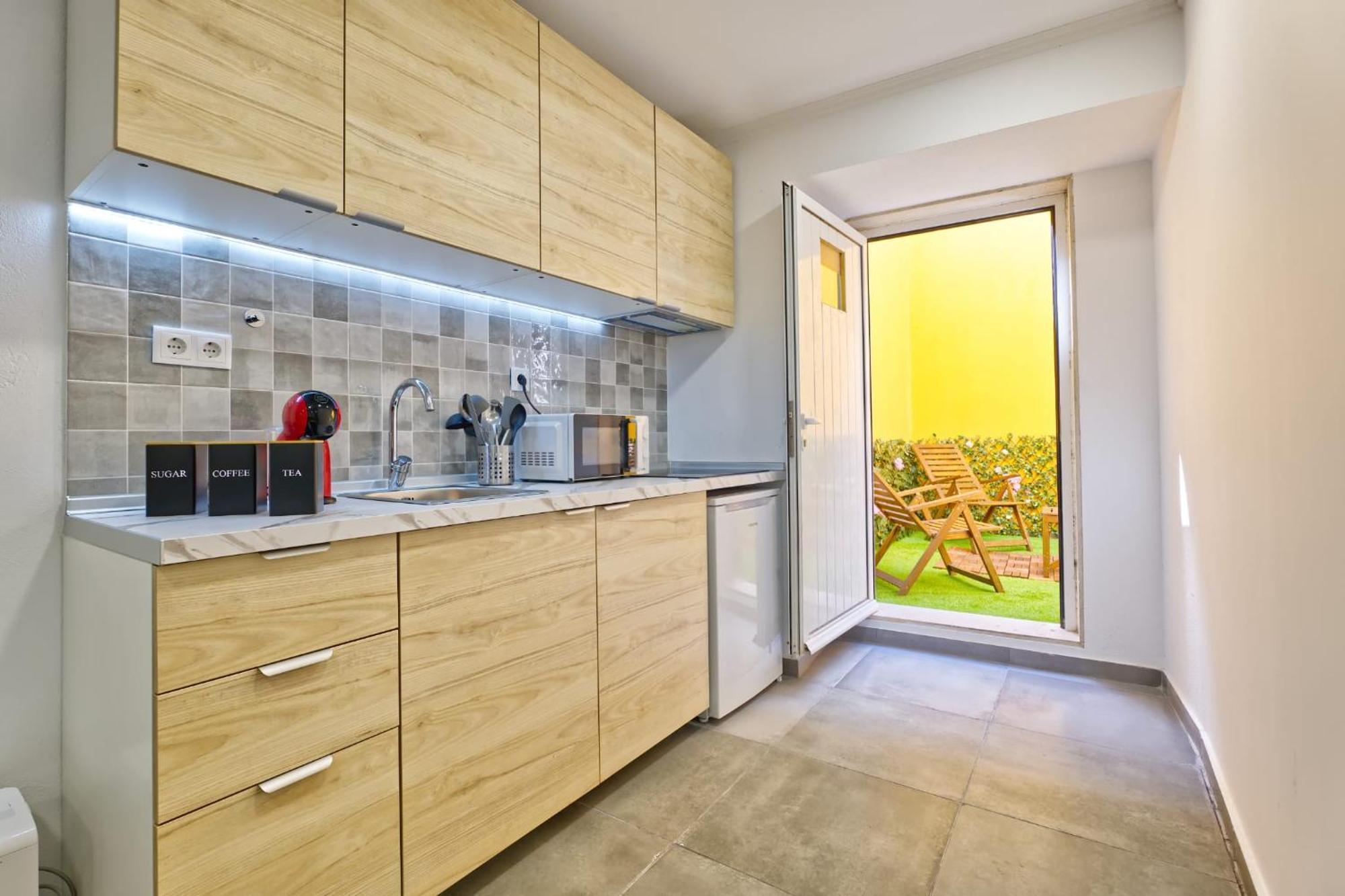 Flat With Garden